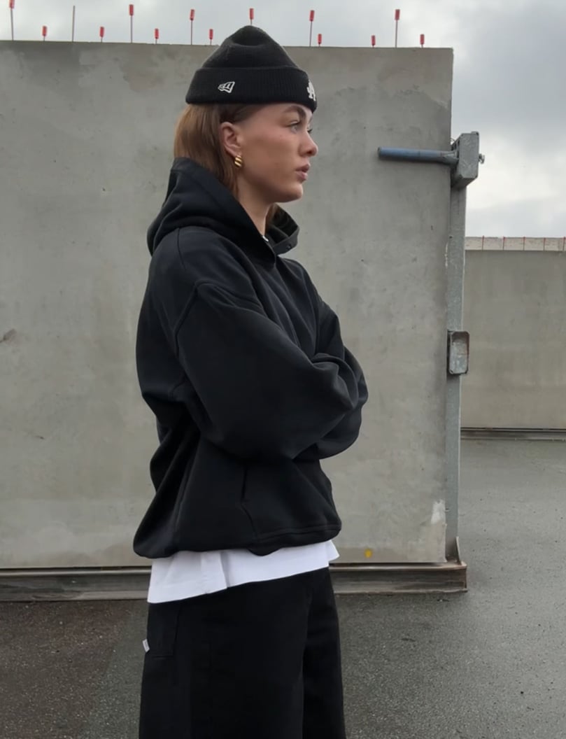 Maya Molly i Bareen, Le Baiser, New Era